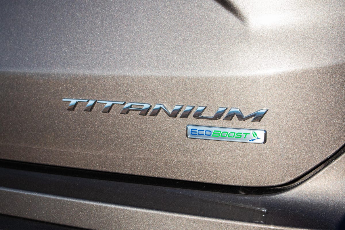 2019-ford-edge-titanium-42