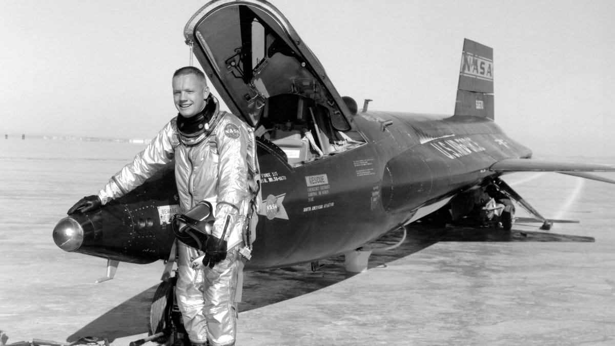 Neil Armstrong with X-15 aircraft