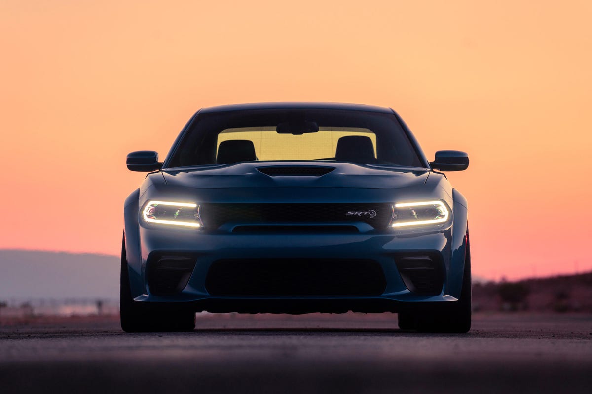 2020-dodge-charger-hellcat-widebody-33