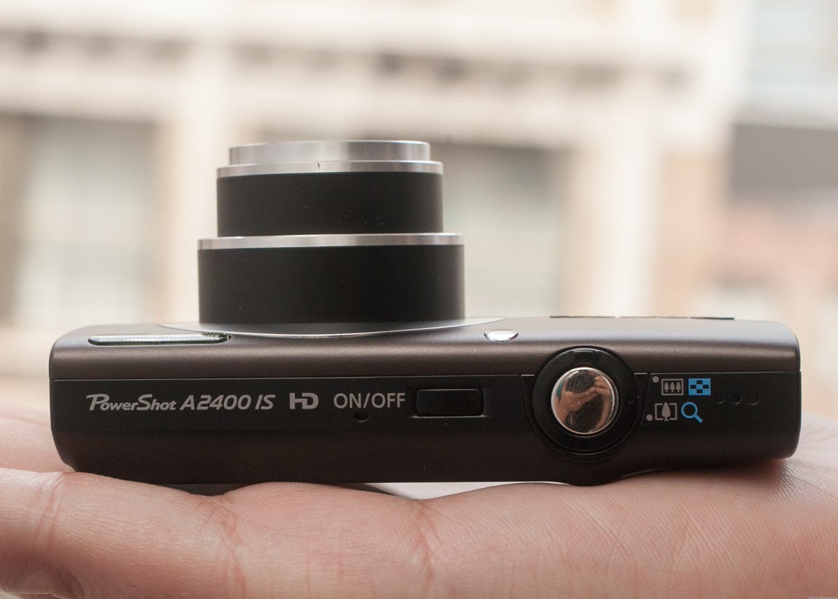 Cámara Digital Canon PowerShot A2400 IS, 16 Mpx, Zoom Óptico 5X, LCD 2.7,  Rosa - 6189B001AA