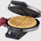 cuisinart-classic-round-waffle-maker