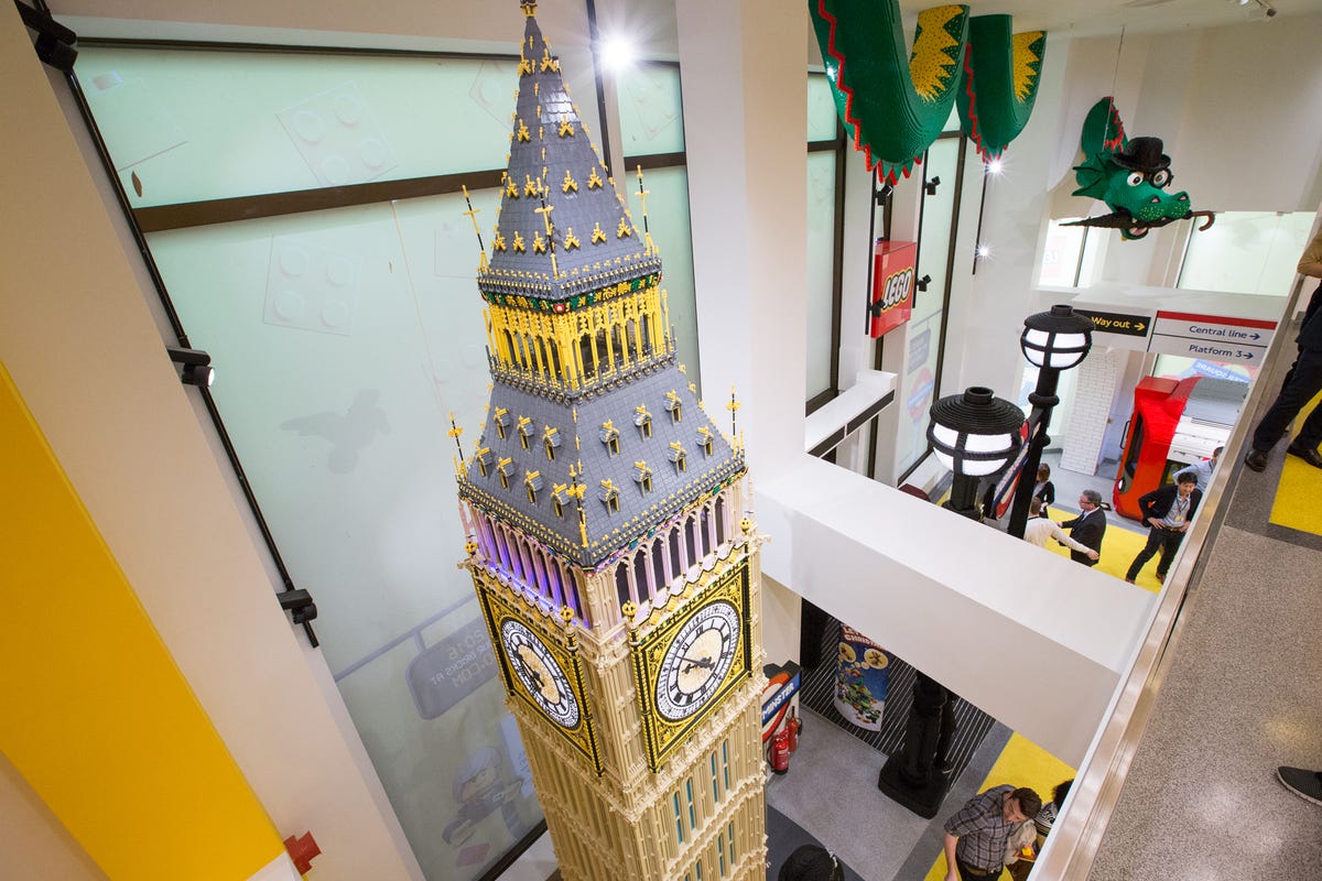 lego-store-london-leicester-square-10.jpg