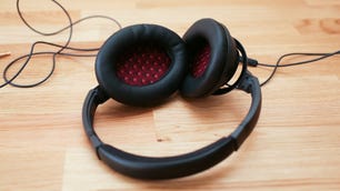 09bose-soundtrue-around-ear-headphones.jpg