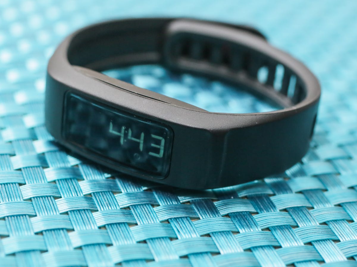 Garmin Vivofit 2 review: activity with year-long life, no charger needed - CNET