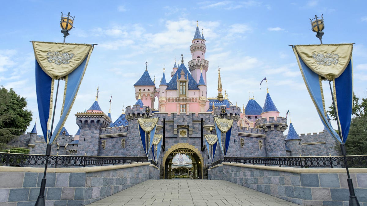 Disneyland Sleeping Beauty castle