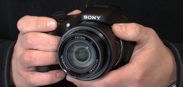 Sony joins the 50x zoom club with the HX300