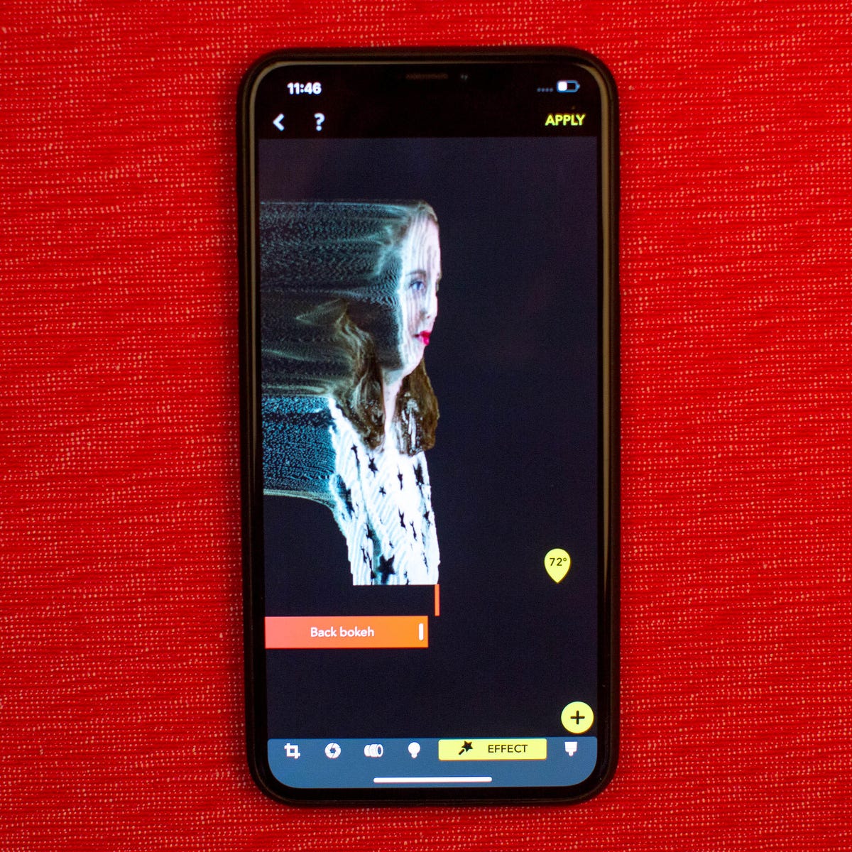 This iPhone XR, XS app lets you blur the background and foreground in  portrait mode photos - CNET