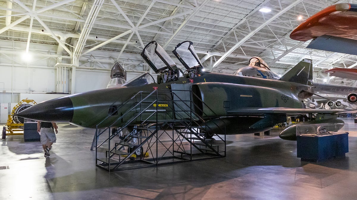 sac-air-and-space-museum-35-of-52