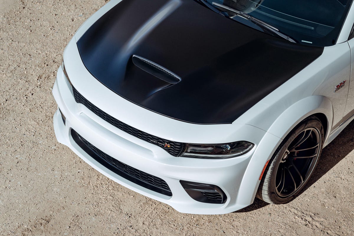 2020-dodge-charger-scat-pack-widebody-22