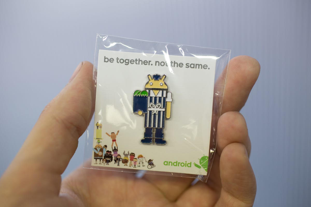 android-pins-mwc-2015-8.jpg