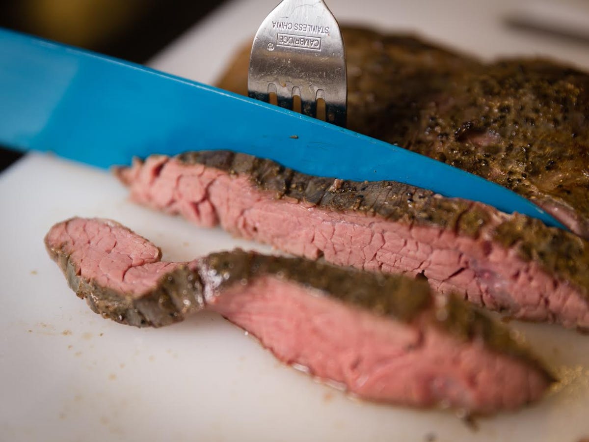 anova-precision-cooker-flank-steak-slice.jpg