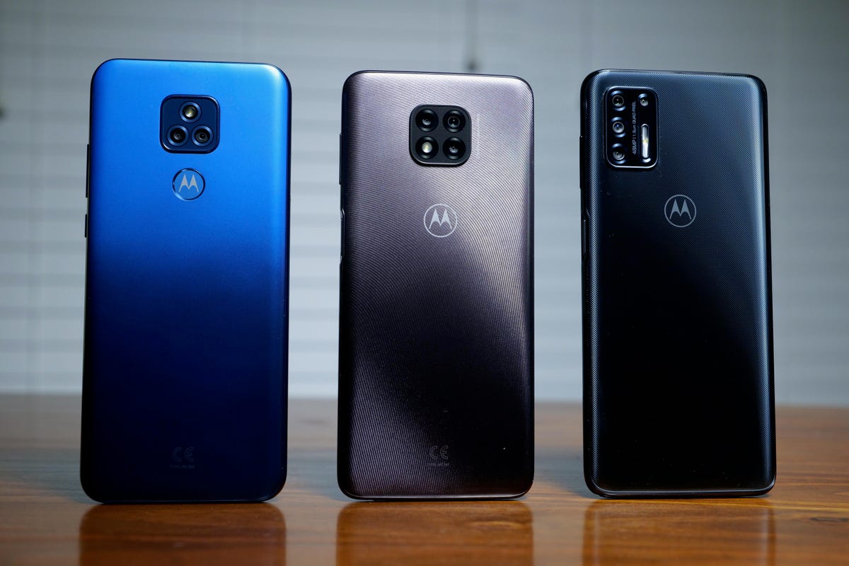 moto-g-play-left-g-power-middle-g-stylus-right