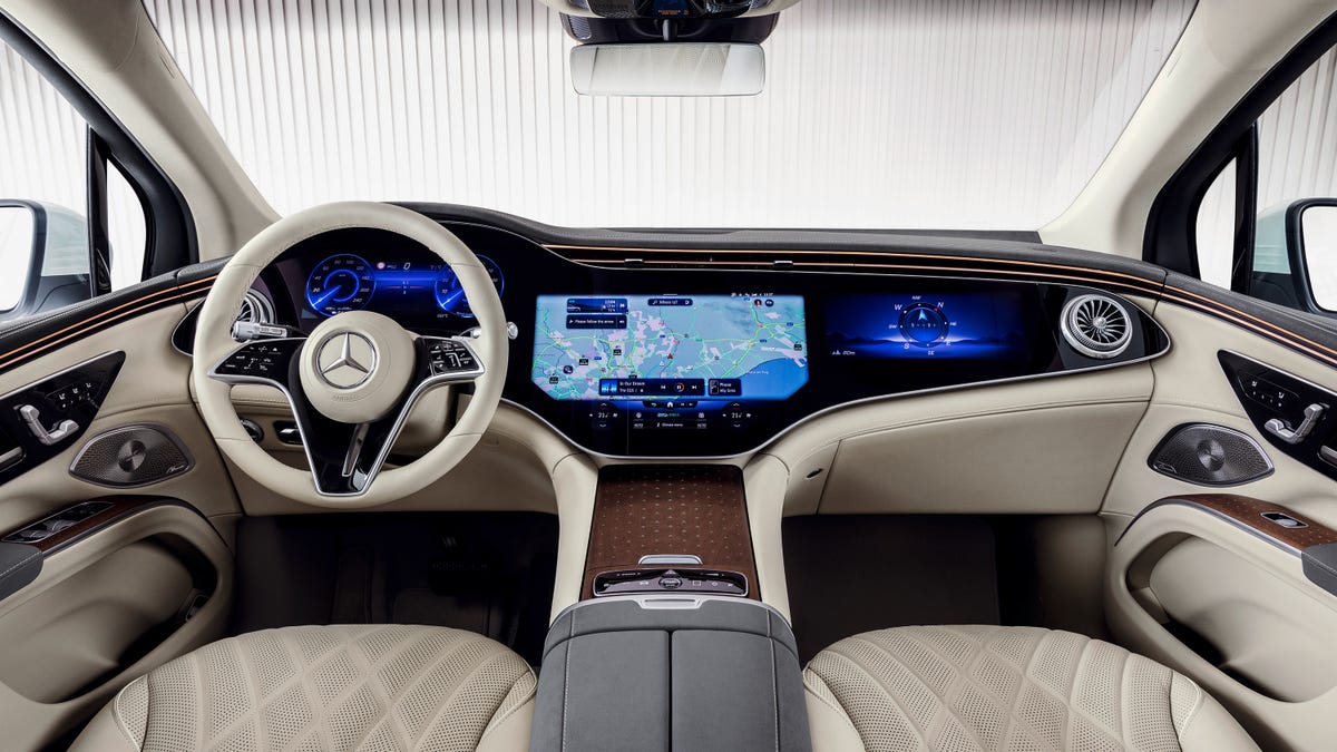 2023 Mercedes-Benz EQS SUV interior wide angle