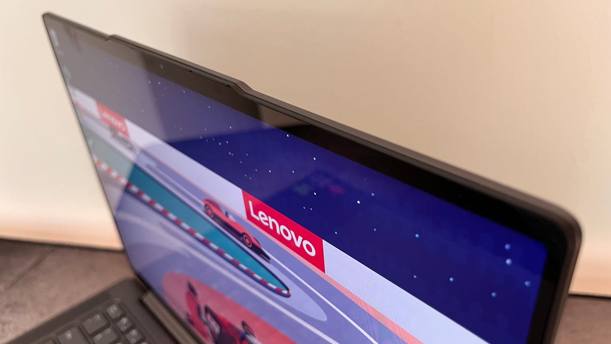 Lenovo Slim Pro 7's notch on the top edge of the display