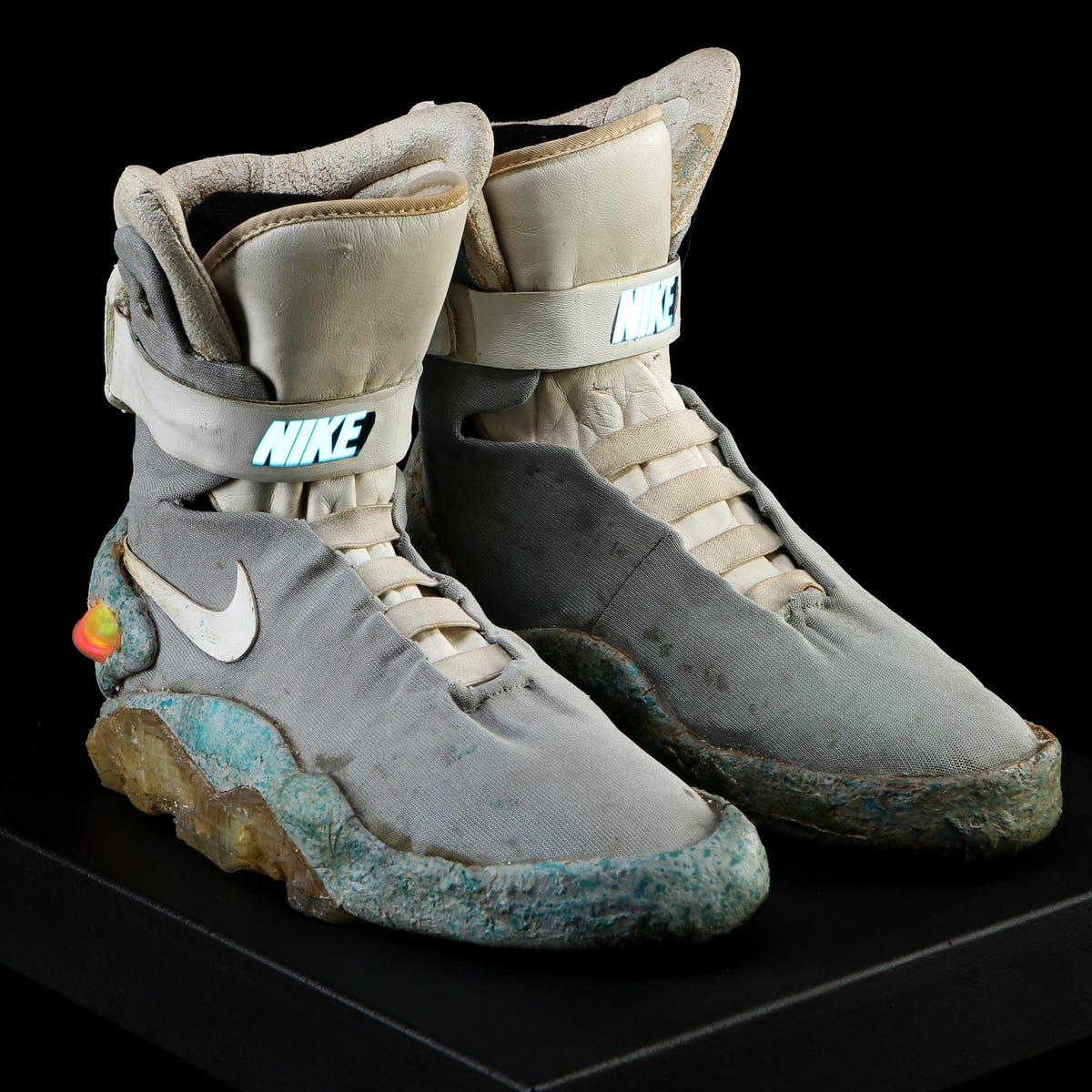 soep Vuil Meyella Back to the Future' Nike Mag shoes can be yours - CNET