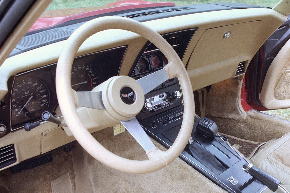 1968-chevrolet-corvette-interior-1