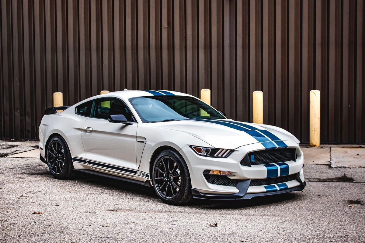 2020-ford-mustang-shelby-gt350-heritage-edition-56
