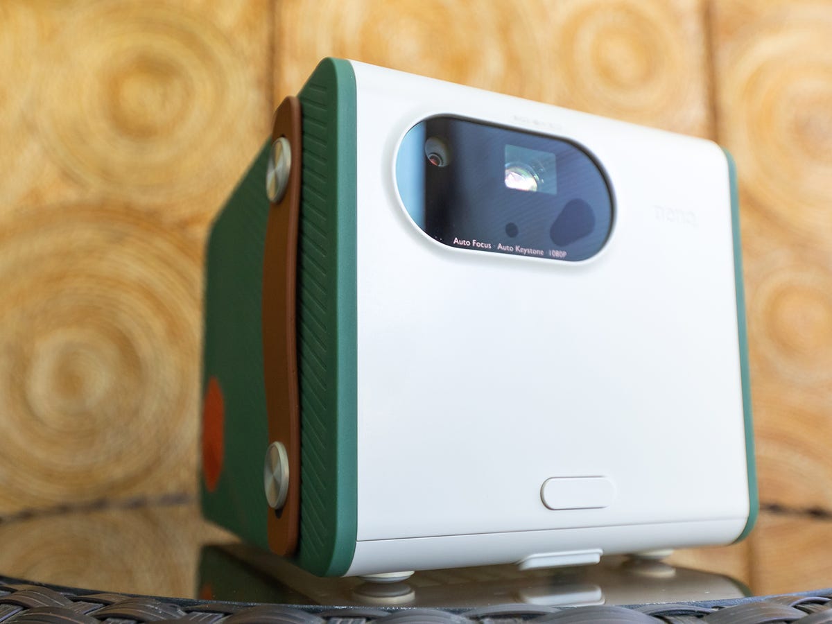 BenQ GS50 portable projector review: Little lunchbox of light - CNET
