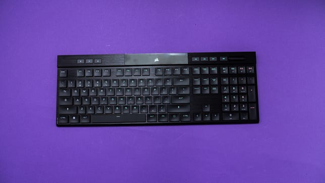 corsair-k100-keyboard-1050878.jpg