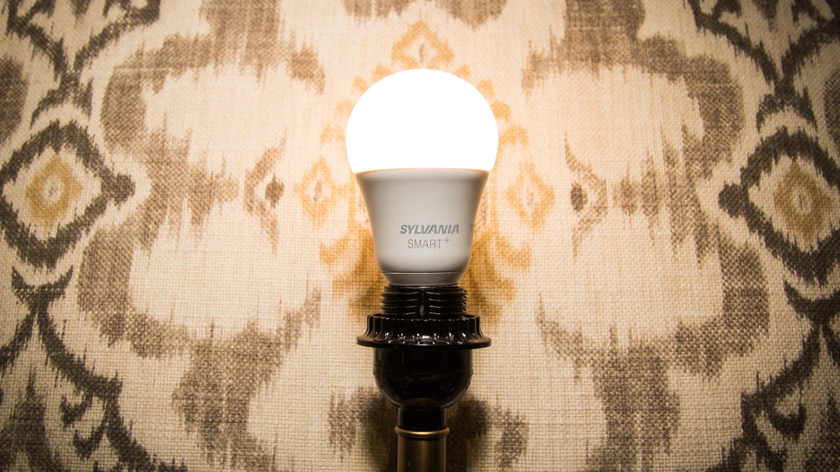 sylvania-smart-bulb-3