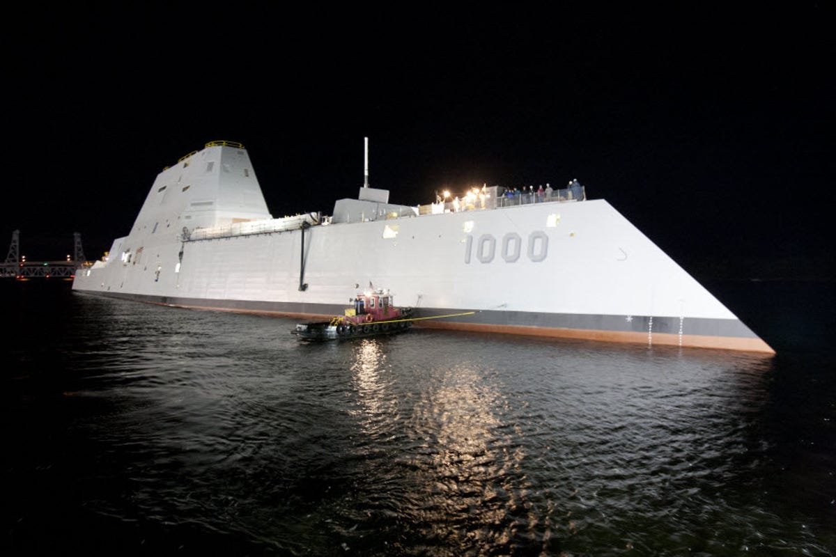 The DDG 1000 hull