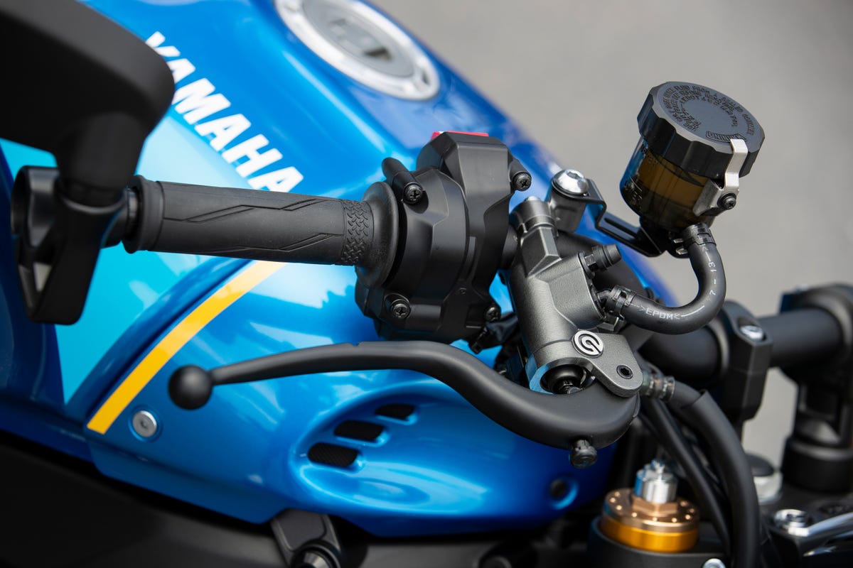 2022 Yamaha XSR 900 front brake lever