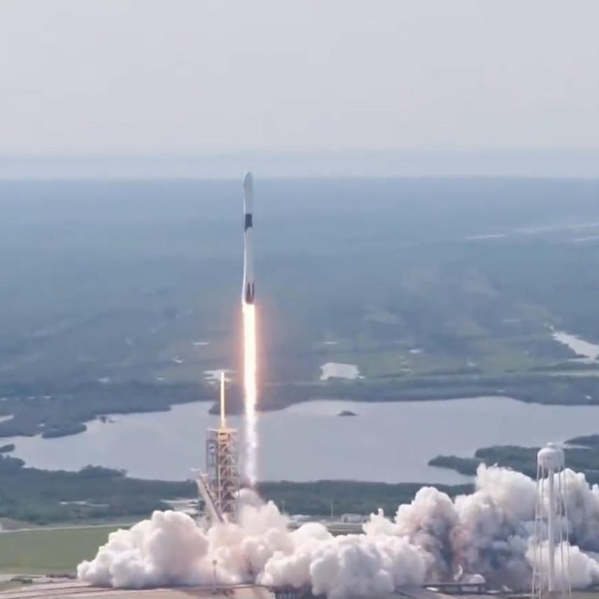 SpaceX launches 7 satellites in one mission