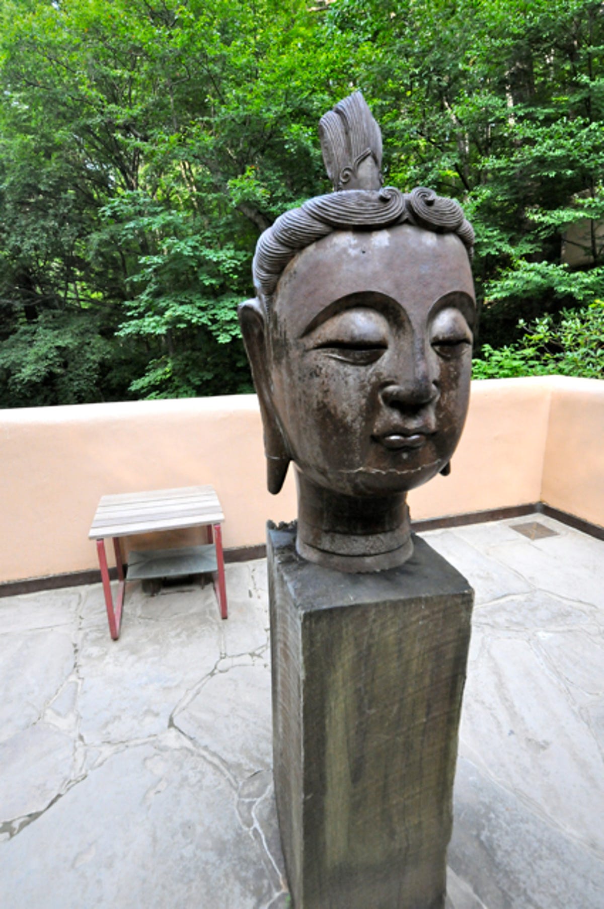 12-Buddha_statue.jpg