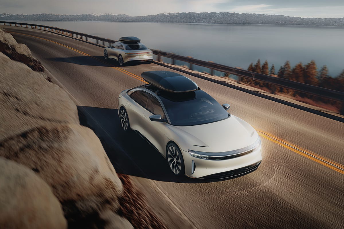 Lucid Air EV outfitted with new Cargo Pod (rendering)