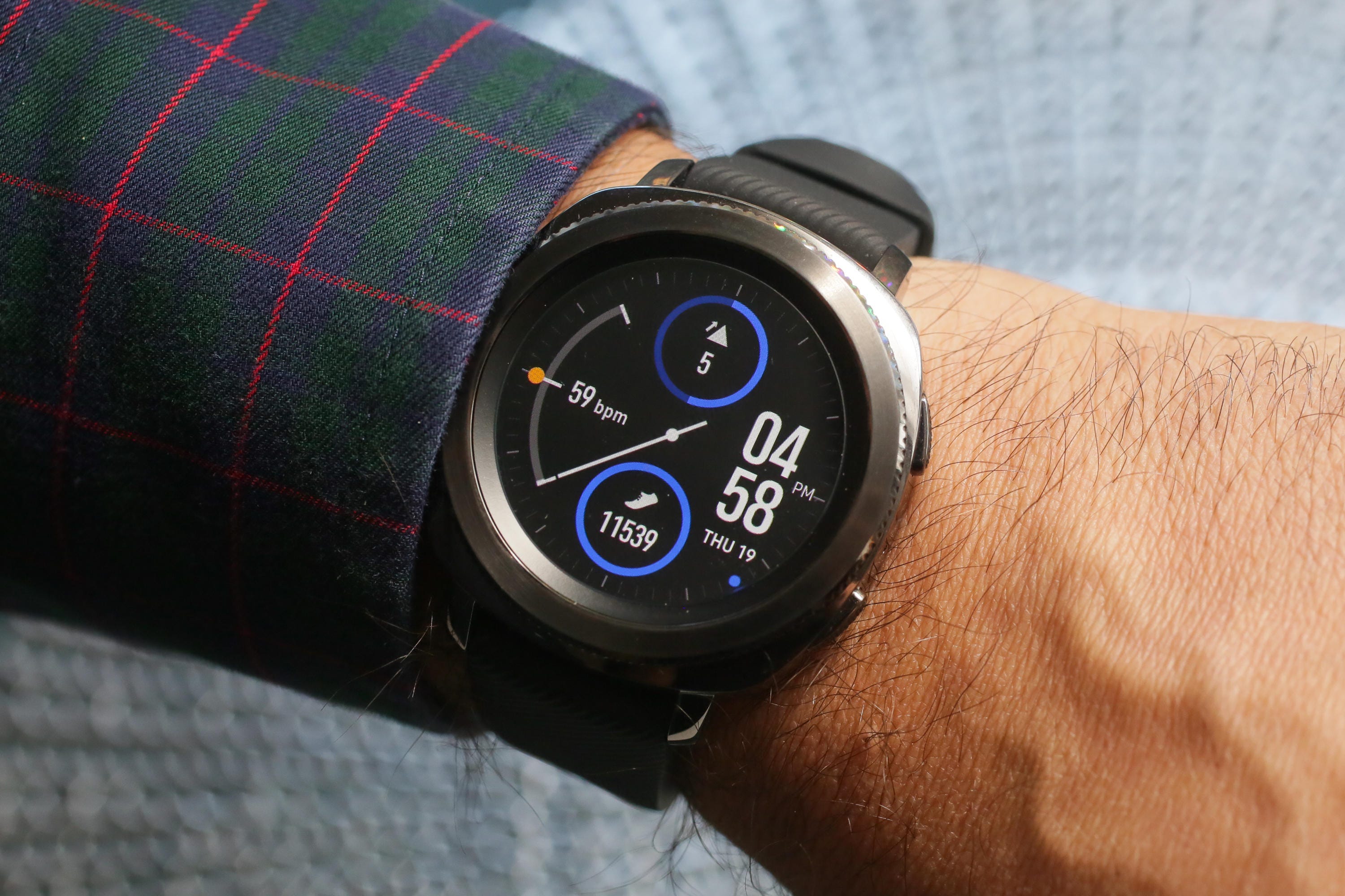 Samsung Gear review: Spotify is its - CNET