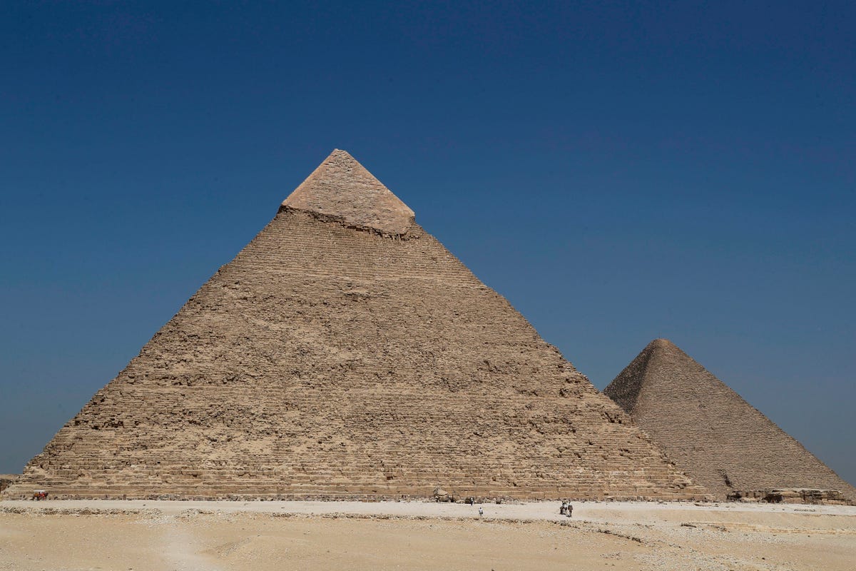 EGYPT-PYRAMIDS-TOURISM