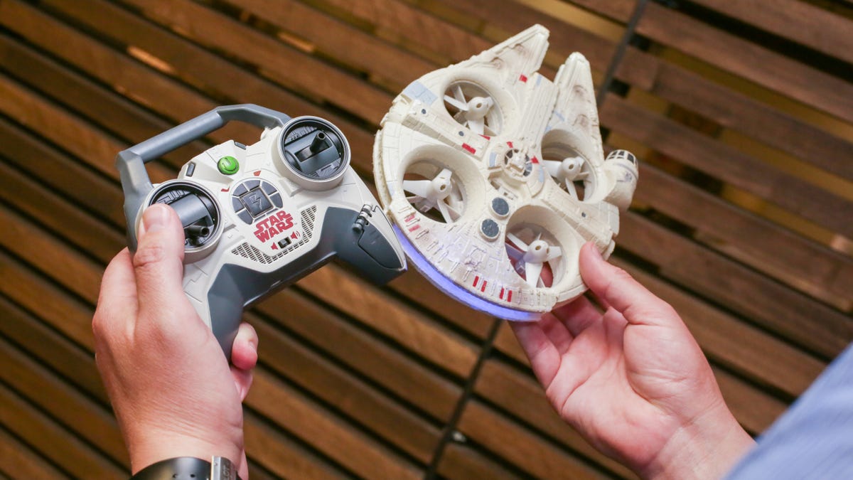 Air Hogs Ultimate Millennium Falcon Quad drone review: The ultimate Star  Wars flying experience for your living room - CNET