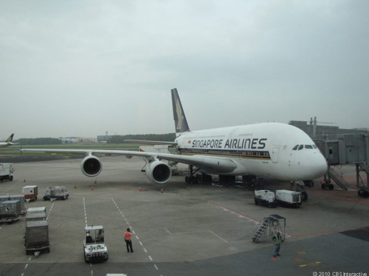 A380_at_the_gate.jpg
