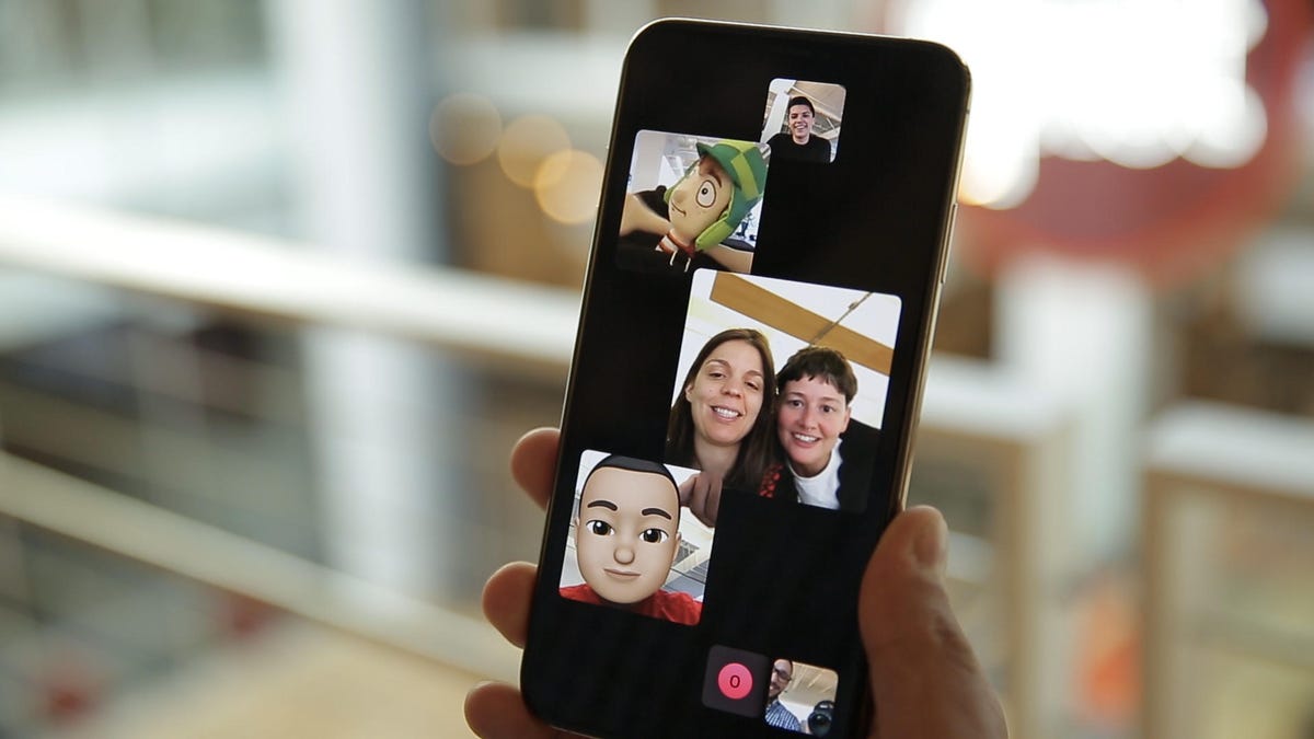 Facetime session on an iPhone with multiple participants.