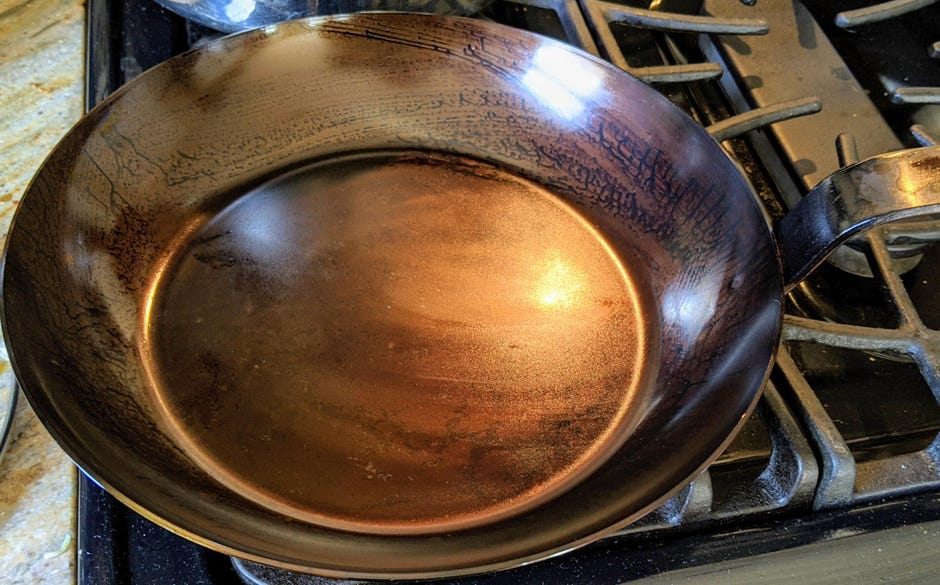 Getting rid of rust on a carbon steel pan
