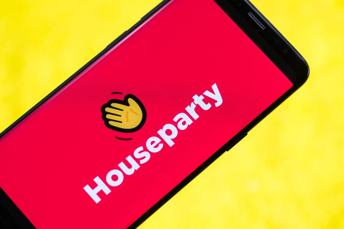 houseparty-app-phone-1