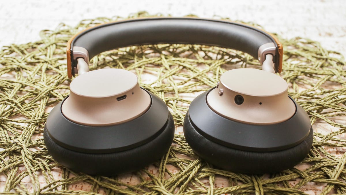 Heyday Wireless On-Ear headphones