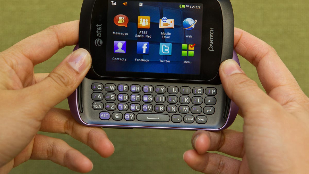 Американские телефоны купить. Смартфон с кверти клавиатурой. Смартфоны с кверти клавиатурой 2022. HTC С кверти клавиатурой. Коммуникатор HTC слайдер.