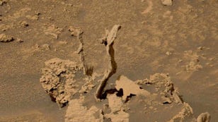 59 Weird Objects Seen on Mars, Explained