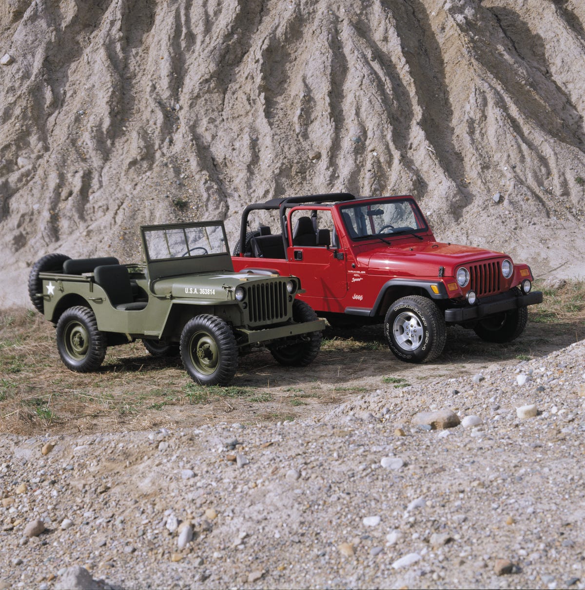 jeep-willys-mb-with-a-jeep-wrangler-3