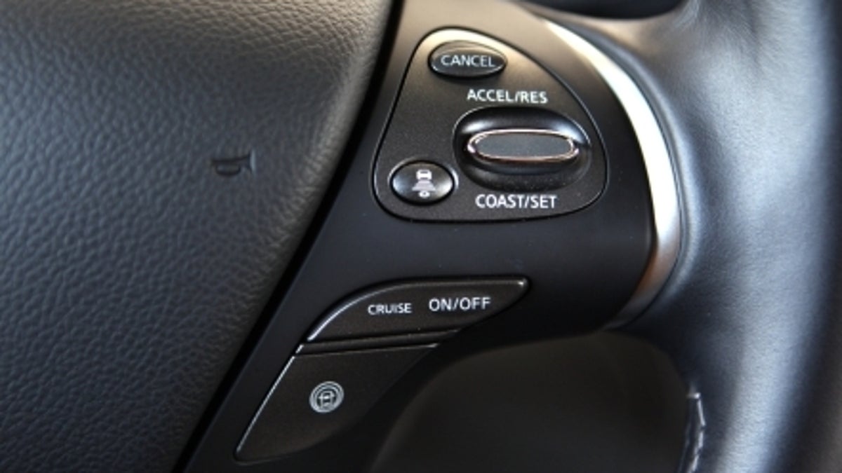 The controls for some of the 2012 Infiniti M Hybrid ADAS.