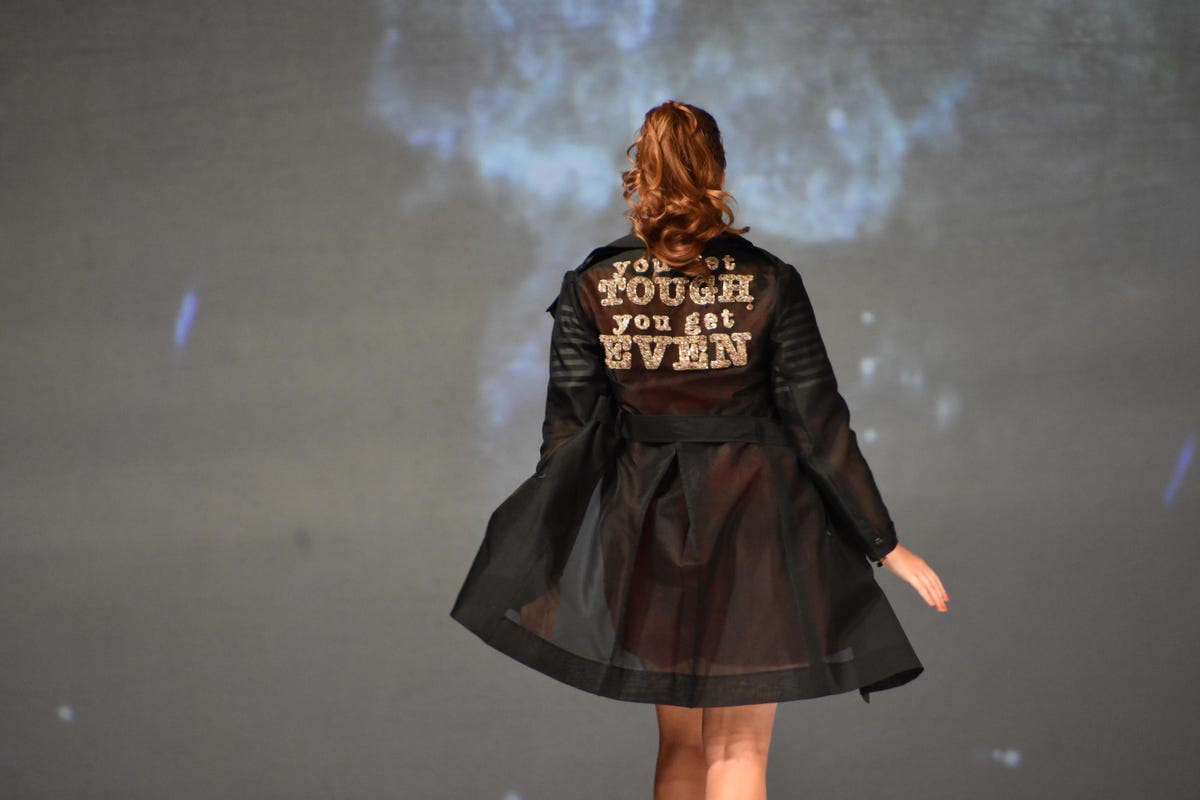 sdcc-2019-her-universe-fashion-show-2339