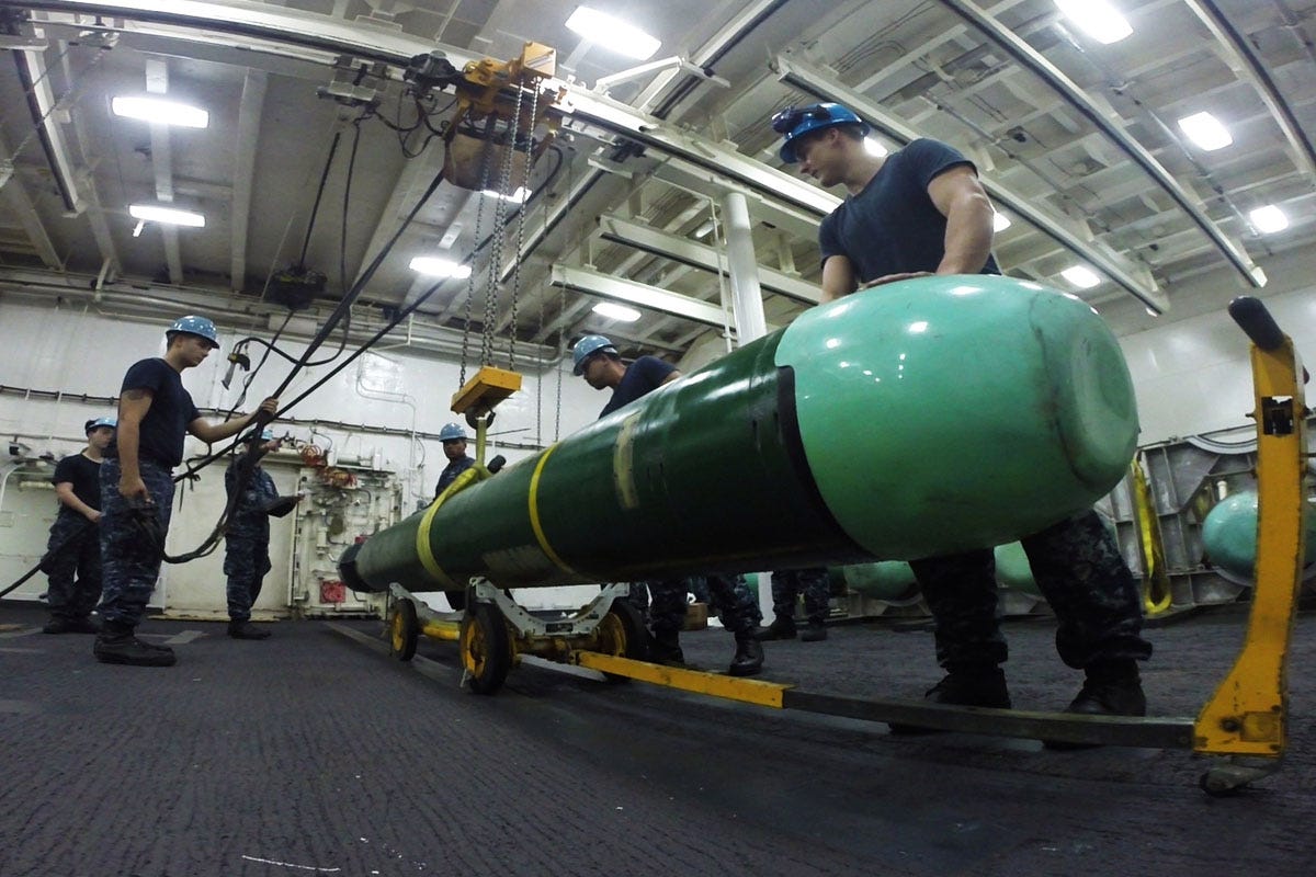 cnet-submarines-torpedo.jpg