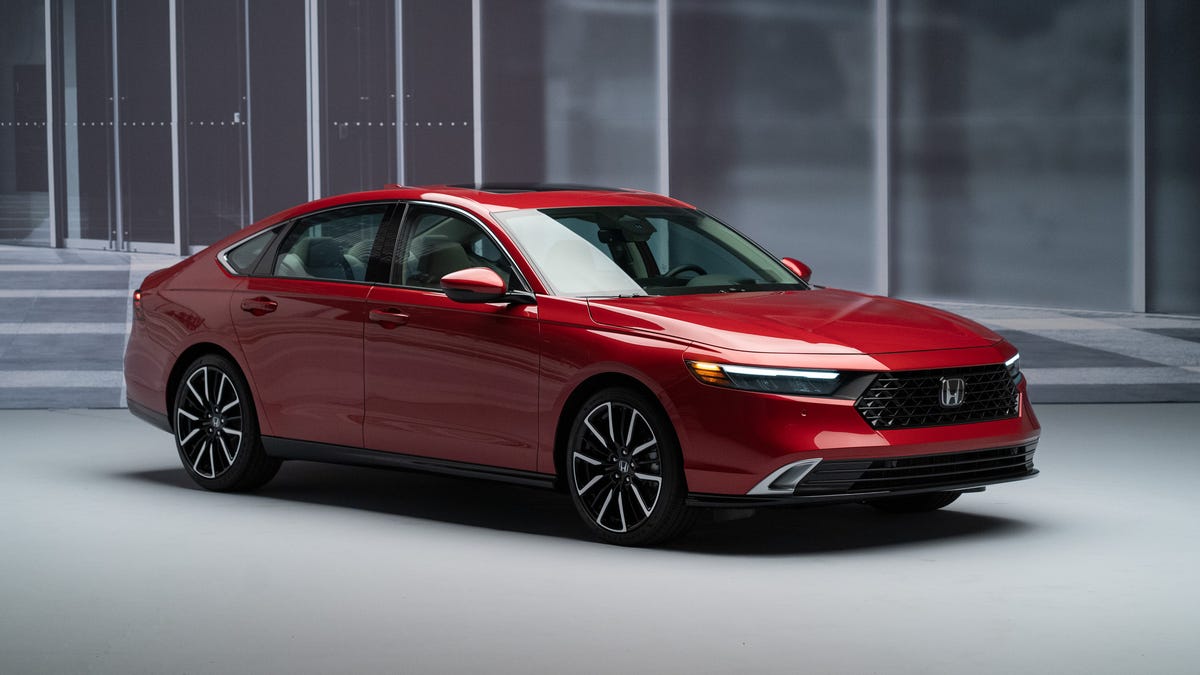2023 Honda Accord Debuts Hybrid Updates, Google-Powered Dashboard ...