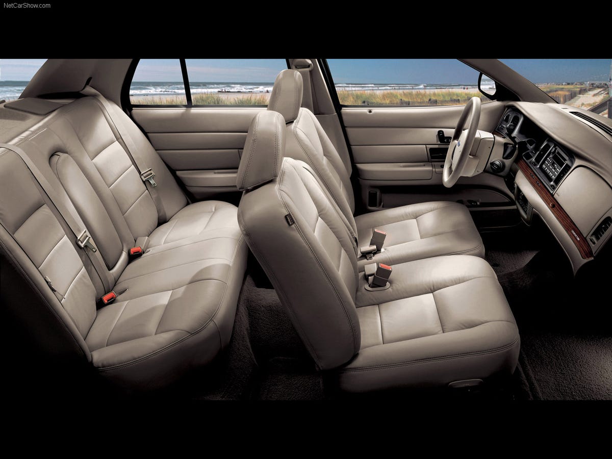 2011 Ford Crown Victoria -- interior