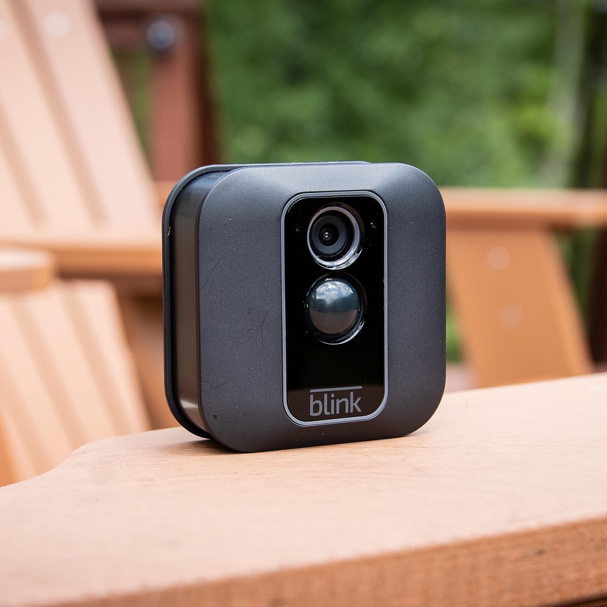 These battery-powered security cameras keep watch without the
