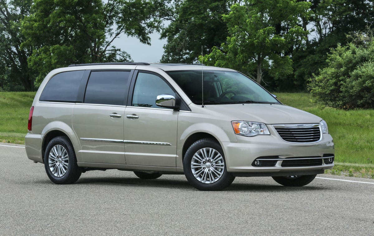 2016-chrysler-town-and-country