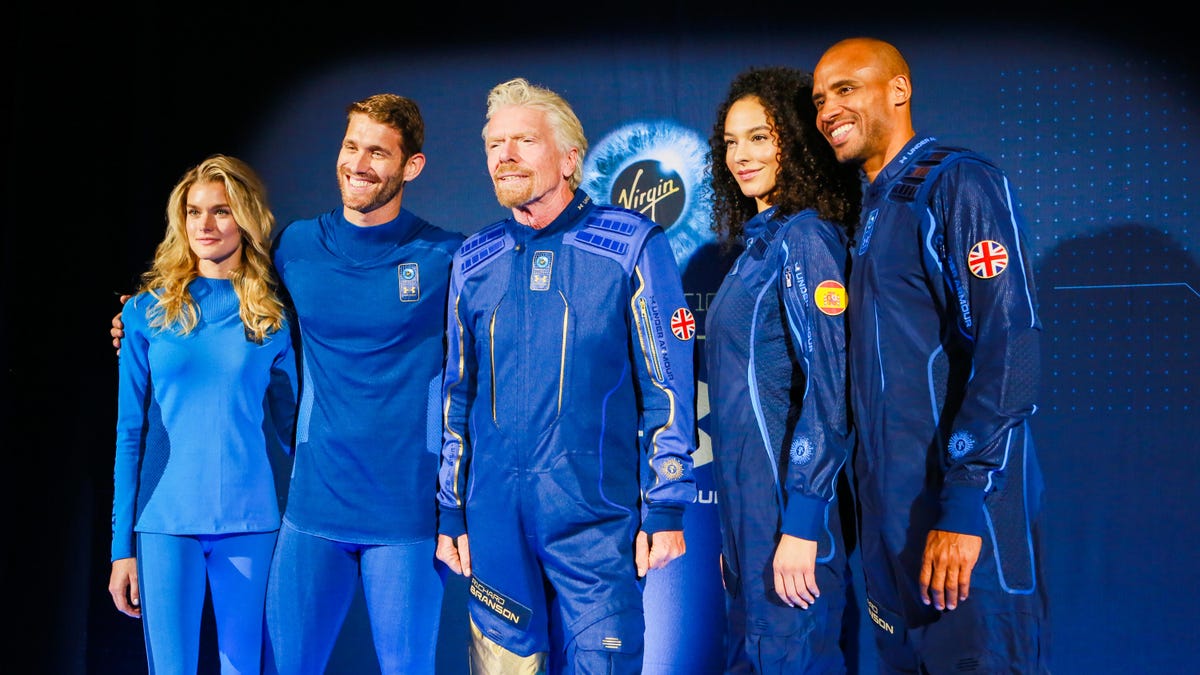Virgin Galactic Under Armour commercial space flight suits announced