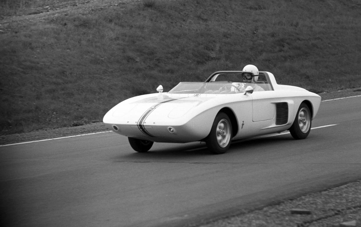 1962_Ford_Mustang_I_concept_car.jpg