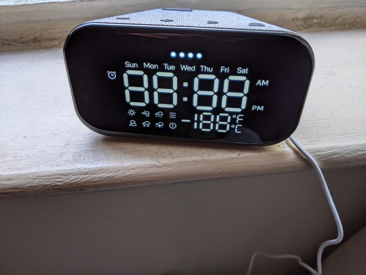 Lenovo Smart Clock Essential review: A useful bedside smart speaker - CNET
